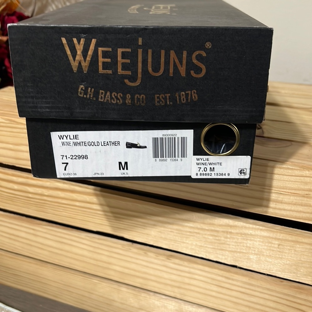 Weejuns GH Bass women’s loafer - Picture 2 of 6